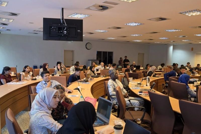 Participants at the AI in Neuroscience with Integrity workshop at Universiti Putra Malaysia